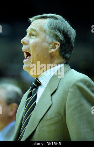 Jan. 27, 2011 - Berkeley, California, United States of America - Cal head coach Mike Montgomery calls out a play during the NCAA basketball game between the Oregon State Beavers and the California Golden Bears at Haas Pavilion. Cal won in a rout, 85-57. (Credit Image: © Matt Cohen/Southcreek Global/ZUMAPRESS.com)