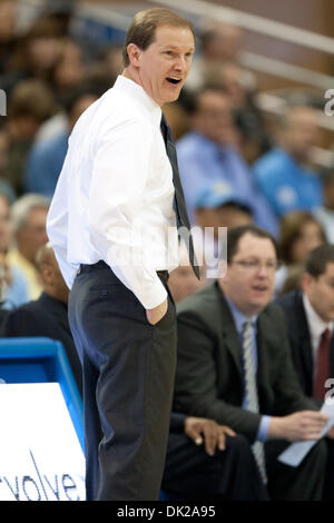 Oregon head coach Dana Altman in an NCAA college basketball game ...