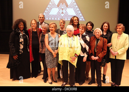 From L to R Back Row First Jessye Norman Gloria Steinem Charlie Soap Dr Johnnetta B Cole Faye Wattleton Connie Chung Sandy Stock Photo