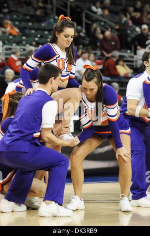 Mar. 10, 2011 - St. Charles, Missouri, U.S - Evansville cheerleaders get ready to perform during a time out in the second half of the MVC tournament opener. (Credit Image: © Richard Ulreich/Southcreek Global/ZUMApress.com) Stock Photo