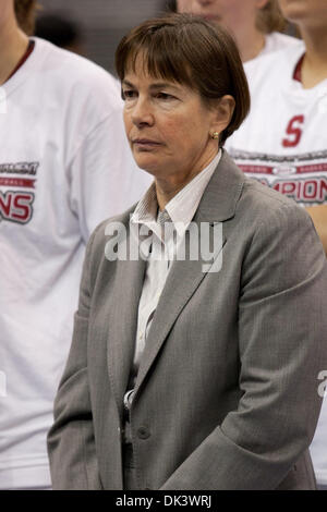 Stanford head coach Tara VanDerveer smiles during the first half of an ...