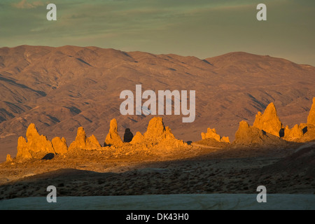 Sunset light on Tufa rock formations at the Trona Pinnacles, California Stock Photo