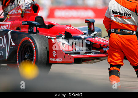 Mar. 27, 2011 - St.Petersburg, Florida, U.S - IZOD IndyCar driver Marco Andretti of Andretti Autosport (26) car is towed off the track after crashing during Honda Grand Prix of St. Petersburg. (Credit Image: © Luke Johnson/Southcreek Global/ZUMApress.com) Stock Photo