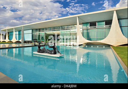 Brazil, Brasilia: External view of the presidential Palace Palacio da Alvorada Stock Photo