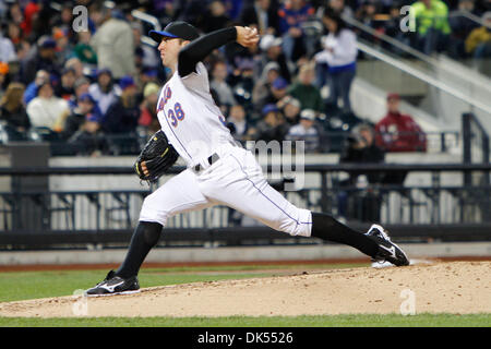 Apr. 21, 2011 - Corona, New York, U.S - New York Mets starting pitcher CHRIS CAPUANO (38) pitches off the mound against the Houston Astros at Citi Field. (Credit Image: © Debby Wong/Southcreek Global/ZUMAPRESS.com) Stock Photo