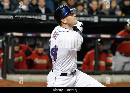 Apr. 21, 2011 - Corona, New York, U.S - New York Mets left fielder Jason Bay (44) hits an inside the park homerun against the Houston Astros in the eighth inning at Citi Field in Corona, NY. New York Mets defeat the Houston Astros 9-1. (Credit Image: © Debby Wong/Southcreek Global/ZUMAPRESS.com) Stock Photo