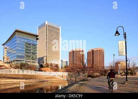 Richmond, Virginia. River front canal walk on Brown's island surrounded by James River and Kanawha canal. Stock Photo