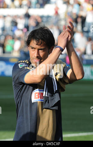 April 30, 2011 - Chester, Pennsylvania, U.S - Philadelphia Union forward Carlos Ruiz (20) gestures towards the crowd. The Philadelphia Union defeated  the San Jose Earthquakes1-0, in a game being played at PPL Park in Chester, Pennsylvania (Credit Image: © Mike McAtee/Southcreek Global/ZUMAPRESS.com) Stock Photo