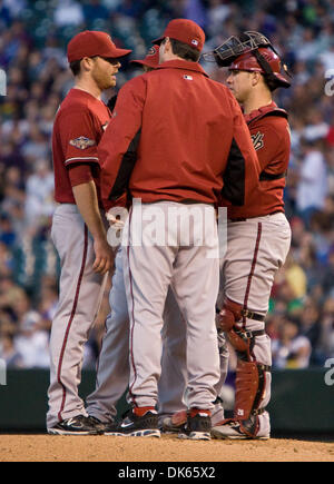 Arizona Diamondbacks' Miguel Montero, Left, Scores Against Texas 