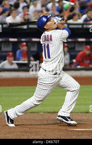 May 27, 2011 - Corona, New York, U.S - New York Mets shortstop Jose Reyes  (7) signals to the dugout with ''the claw'' against the Philadelphia  Phillies in the 7th inning at