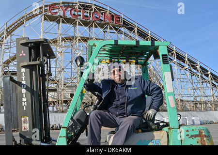 Portriat of Ralph, a maintenance worker at the New York Aquarium in Coney Island, Brooklyn, New York Stock Photo