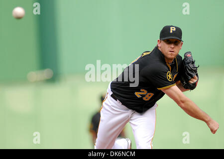 PITTSBURGH, PA - JUNE 29: Pittsburgh Pirates right fielder Henry