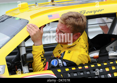 June 11, 2011 - Long Pond, Pennsylvania, United States of America - Clint Bowyer climbs out of his car after his qualifying run at the Pocono Raceway for the 5-Hour Energy 500. (Credit Image: © Brian Freed/Southcreek Global/ZUMAPRESS.com) Stock Photo