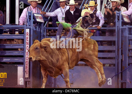 June 17, 2011 - Reno, Nevada, U.S - Bryan Richardson of Dallas, TX rides Beau Knows at the Reno Rodeo. (Credit Image: © Matt Cohen/Southcreek Global/ZUMAPRESS.com) Stock Photo