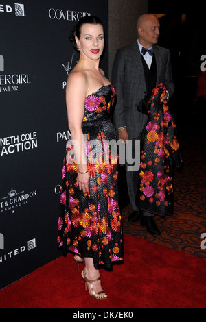 Deborah Mazar 2012 Icons of Style Awards hosted by Vanidades - Arrivals