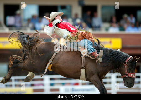 July 10, 2011 - Calgary, Alberta, Canada - Bareback rider Jason Havens of Prineville, OR rides Rapper Margie at the Calgary Stampede in Calgary, AB, Canada. (Credit Image: © Matt Cohen/Southcreek Global/ZUMAPRESS.com) Stock Photo