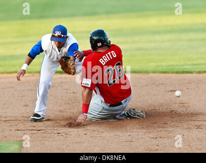 July 28, 2011 - Fort Worth, Texas, U.S - El Paso Diablos 2nd Baseman  Albenis Machado (3) in action during the American Association of  Independant Professional Baseball game between the El Paso