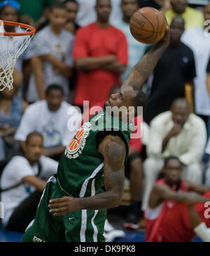 Aug. 30, 2011 - Baltimore, Maryland, U.S. - Lebron James slam dunks for the Melo All-Stars during the Summer League All-Star Game at Morgan State University on August 30, 2011. (Credit Image: © Scott Serio/Eclipse/ZUMAPRESS.com) Stock Photo