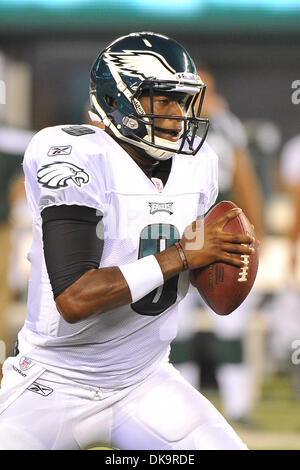 Vince young philadelphia eagles hi-res stock photography and