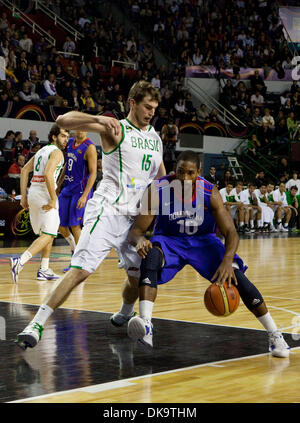 Sep 02, 2011 - Mar del Plata, Buenos Aires, Argentina - San Antonio Spurs and Brazil's TIAGO SPLITTER pressures the Atlanta Hawks and Dominican Republic's ALFRED HORFORD during the FIBA Americas 2011 basketball match between Argentina and Puerto Rico. Argentina won the match 81-74. The FIBA event is a qualifying event for the 2012 Olympics in London, with only two places available. Stock Photo