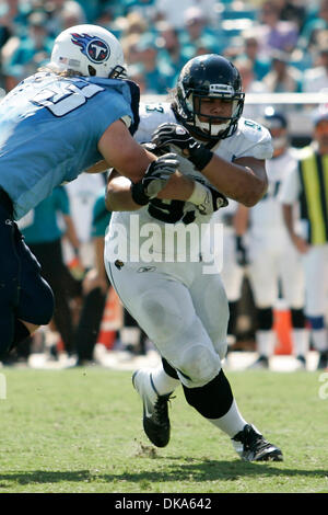 Tennessee Titans defensive tackle David Howard (67) is shown during NFL  football training camp on Tuesday, Aug. 3, 2010, in Nashville, Tenn. (AP  Photo/Mark Humphrey Stock Photo - Alamy