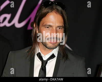 Fher Olvera Multi-Platinum and Grammy Winning Mexican Rock band 'Mana' are  inducted into Guitar Center's Historic RockWalk at Stock Photo - Alamy