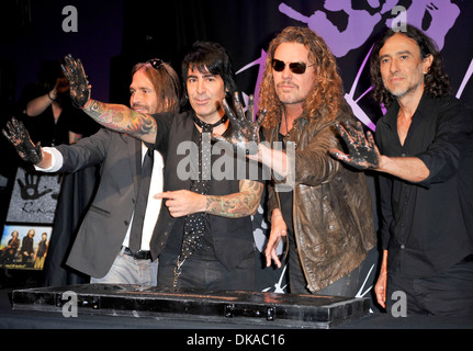 Fher Olvera Multi-Platinum and Grammy Winning Mexican Rock band 'Mana' are  inducted into Guitar Center's Historic RockWalk at Stock Photo - Alamy