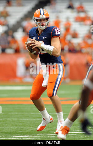 Sept. 24, 2011 - Syracuse, New York, U.S - Syracuse Orange offensive ...