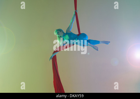 acrobatic aerial dance Stock Photo - Alamy