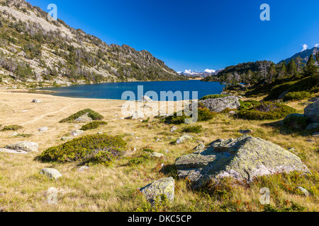 Lac D'Aumar, Reserva Natural de Néouvielle, French Pyrenees, France, Europe. Stock Photo