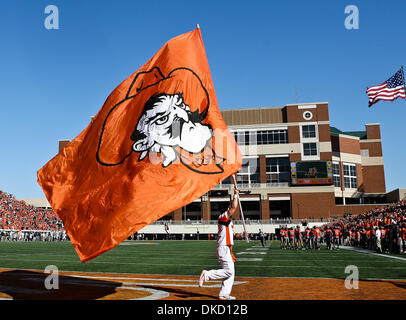 Oct. 29, 2011 - Stillwater, Oklahoma, United States of America - Oklahoma State Cowboys cheerleaders in action during the game between the Baylor Bears and the Oklahoma State Cowboys at the Boone Pickens Stadium in Stillwater, OK. Oklahoma State defeats Baylor 59 to 24. (Credit Image: © Dan Wozniak/Southcreek/ZUMAPRESS.com) Stock Photo