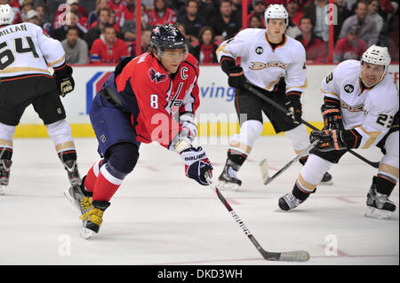 Anaheim Ducks left wing Alex Killorn (17) celebrates his goal during