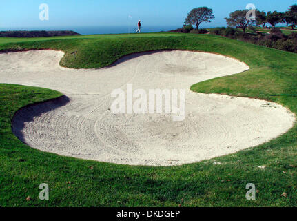 Dec 13, 2006; La Jolla, CA, USA; Torrey Pines South municipal golf course, which will host the annual Buick Invitational tournament in six weeks and the U.S. Open in 18 months. The 14th hole may be the most intimidating green to approach, with a well-bunkered front and a straight dropoff in back. Mandatory Credit: Photo by Jim Baird/San Diego Union Tribune/ZUMA Press. (©) Copyright Stock Photo