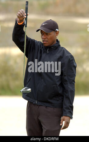 Apr 09, 2007 - Myrtle Beach, SC, USA - Musician JAVIER COLON plays a round of golf at the annual Hootie and the Blowfish Monday After the Masters Celebrity Pro-Am Golf Tournament that took place at The Dye Club at Barefoot Resort located in Myrtle Beach. (Credit Image: © Jason Moore/ZUMA Press) Stock Photo