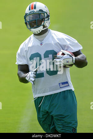 May 18, 2007 - Davie, FL, USA - Miami Dolphins practice Friday in Davie.(Credit Image: © Bill Ingram/Palm Beach Post/ZUMA Press) RESTRICTIONS: USA Tabloid RIGHTS OUT! Stock Photo