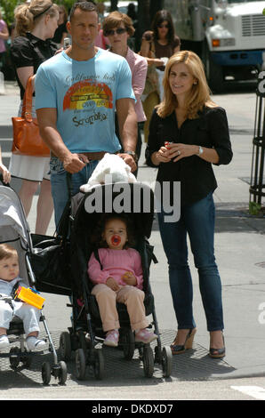 Jun 06, 2007 - Chicago, IL, USA - ALEX RODRIGUEZ pushes his daughter Natasha with his wife CYNTHIA (R) after stopping by Barney's Department store for 2 new t-shirts while out in Chicago. Alex Rodriguez spent the afternoon having lunch and coffee with his family as rumors of an alleged affair with a blond stripper splashed across the headlines last week.  (Credit Image: © Bryan Smi