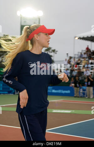 Jul 06, 2007 - Newport Beach, CA, USA - ANNA KOURNIKOVA (26) plays for the Sacramento Capitals at the Newport Beach Breakers in World Team Tennis 2007.  A retired Russian professional tour tennis player and model. Although she never won a major singles tournament, she became one of the best known tennis players worldwide. At the peak of her fame, fans looking for images of Kourniko Stock Photo