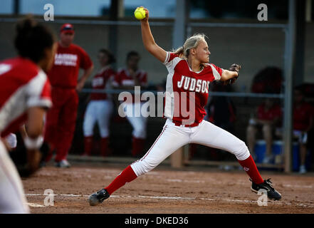 Judson pitcher Ashley Findorak unwinds through a pitch during a playoff softball game against Taft at Northeast Softball Complex on Friday, May 8, 2009. Judson defeated Taft, 3-2, to move on in the playoffs. Kin Man Hui/kmhui@express-news.net  (Credit Image: © San Antonio Express-News/ZUMA Press) Stock Photo