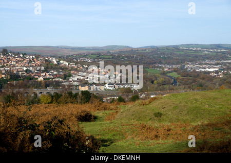 Rhymney Valley Ridgway Footpath, above Maesycymmer, Gwent, South Wales Valleys. Stock Photo