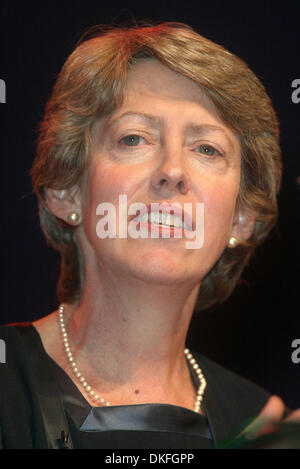 PATRICIA HEWITT MP.SEC. TRADE & INDUSTRY.TLABOUR PARTY CONFERENCE 2002.LABOUR PARTY CONFERENCE 2002.03/10/2002.DI49.CREDIT: ALLSTAR/ Stock Photo