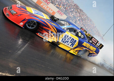 Jul 26, 2009 - Sonoma, California, USA - RON CAPPS of Carlsbad, CA in the Napa Auto Parts Charger during Funny Car eliminations at the Fram Autolite NHRA Nationals at Infineon Raceway, Sonoma, CA. (Credit Image: © Matt Cohen/Southcreek Global/ZUMA Press) Stock Photo