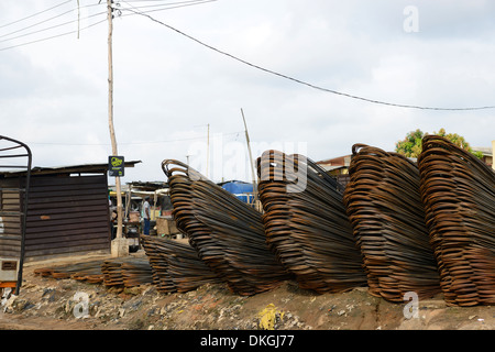 concrete steel bars iron reinforced reinforcement for sale sell market ibadan highway lagos nigeria open air outdoors rusty rust Stock Photo