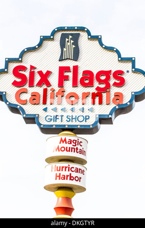 The Freeway sign for Six Flags Magic Mountain Stock Photo