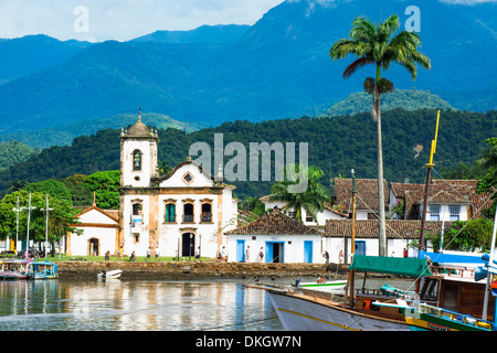 Santa Rita Church, Paraty, Rio de Janeiro state, Brazil Stock Photo - Alamy