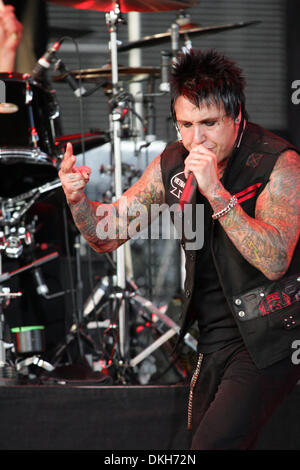 Papa Roach lead singer Jacoby Shaddix, performs on stage at the Molson Amphitheatre in Toronto, Ontario. (Credit Image: © Anson Hung/Southcreek Global/ZUMApress.com) Stock Photo