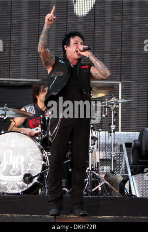 Papa Roach lead singer Jacoby Shaddix, performs on stage at the Molson Amphitheatre in Toronto, Ontario. (Credit Image: © Anson Hung/Southcreek Global/ZUMApress.com) Stock Photo