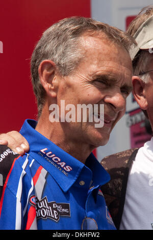 May 15, 2009 - Bristol, Tennessee, U.S - 15 May 2009: Pro Stock legend Bob Glidden poses for pictures with fans.  Thunder Valley Nationals were held at Bristol Dragway in Bristol, Tennessee. (Credit Image: © Alan Ashley/Southcreek Global/ZUMApress.com) Stock Photo