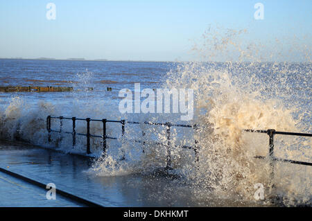 Cleethorpes, UK. 6th December 2013. UK Weather.High tides peak on Cleethorpes promenade. Credit:  Ian Francis/Alamy Live News Stock Photo