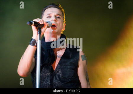 July 24, 2009 - Toronto, Ontario, Canada - 22 July 2009: Depeche Mode in there first performance of there new Tour of the Universe Tour in Toronto, Ontario at Molson Amphitheatre at Ontario Place. (Credit Image: © Southcreek Global/ZUMApress.com) Stock Photo
