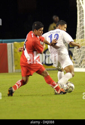 Nov 18, 2009 - Miami, Florida, USA - Peruvian player JOSEPMIR BALLON (L) fights for the ball with Honduran player EMILIO IZAGUIRRE (R) during a friendship match November 18, 2009 in Miami, Florida. Peru defeated Honduras 2-1. (Credit Image: © Gaston De Cardenas/ZUMA Press) Stock Photo